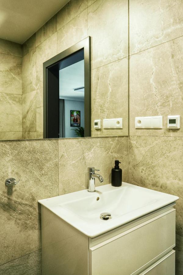 Apartamenty Centrum Park Twardowskiego 4 Зелена Гура Екстер'єр фото